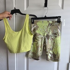 Aerie Offline Real Me Biker Shorts & Mono B Sport Top Activewear Medium G194